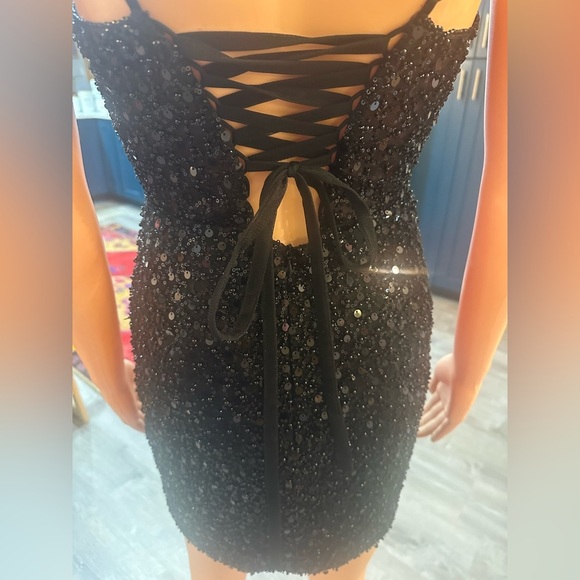 GIANNI BINI Black Sexy Sequin Mini Dress Sz 1 - NWT - Picture 7 of 16